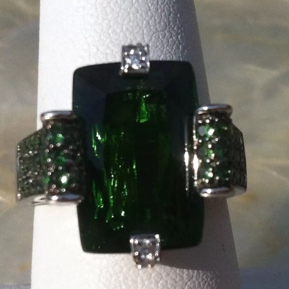 Andy G 18K Green Tourmaline Tsavorite Diamond Ring